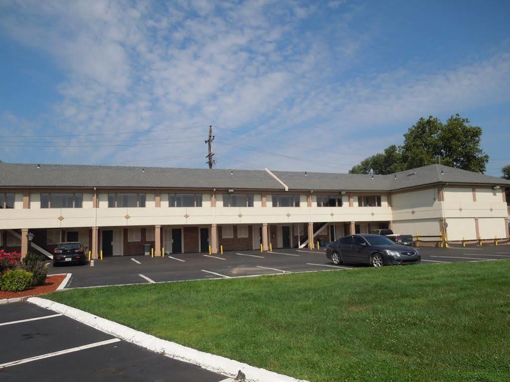 Hotel Rodeway Bristol Near Sesame Place